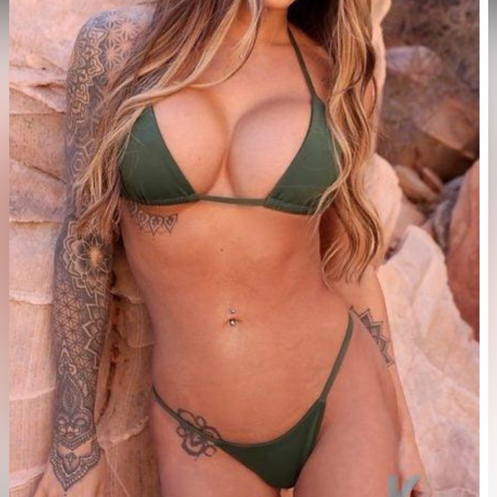KRISTEN LONIE🦋BIKINI SET